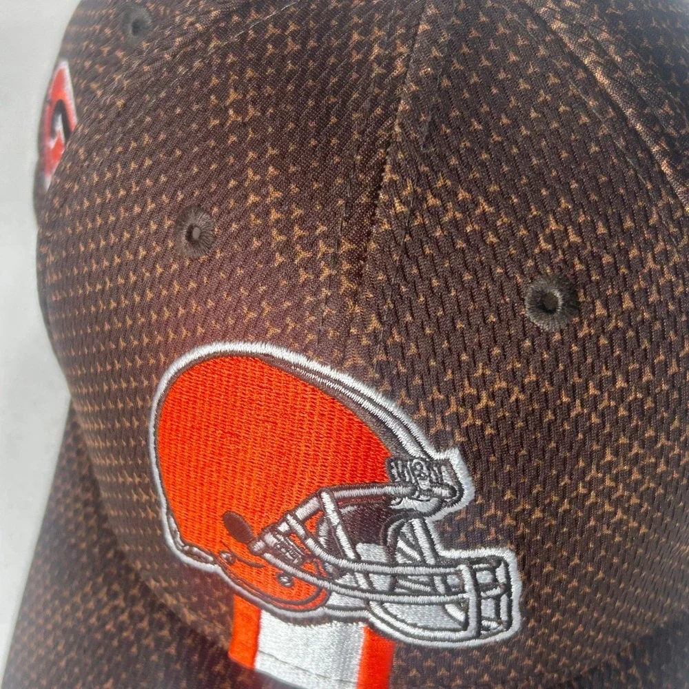 New Era Cleveland Browns‎ NFL 39THIRTY On-Field Hat Brown Small-Medium NEW